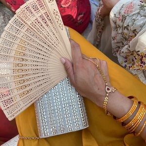 Meet your Posher, Meera